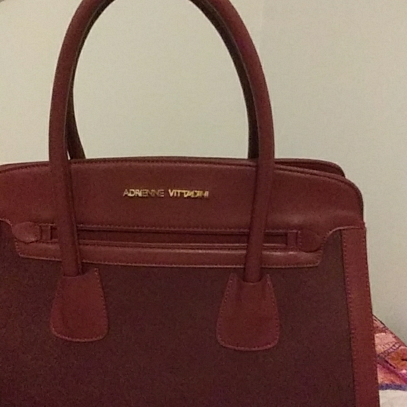 Purse - Picture 1 of 1